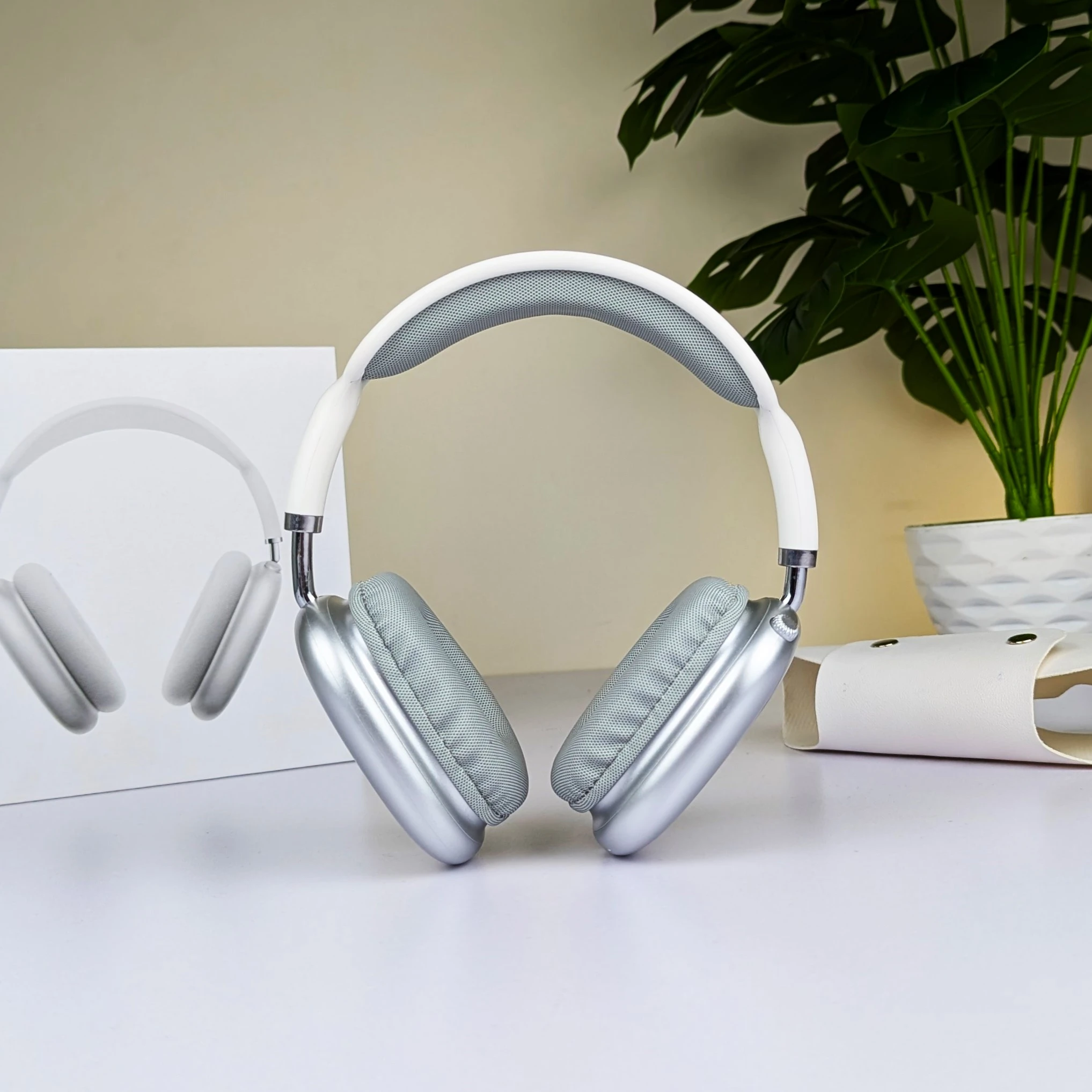 AirPods Max Wireless Over-Ear Headset (Premium Master Copy) â Model A2098 with Active Noise Cancellation, Spatial Audio & Long Battery Life - Image 3